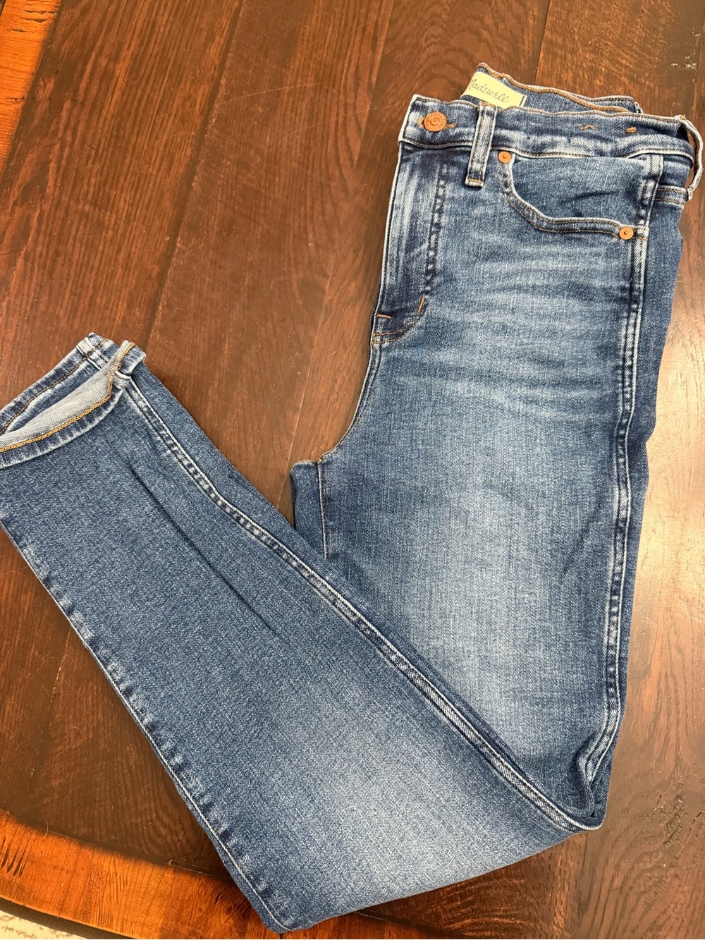 Madewell Stovepipe jeans in Mid Blue Wash
